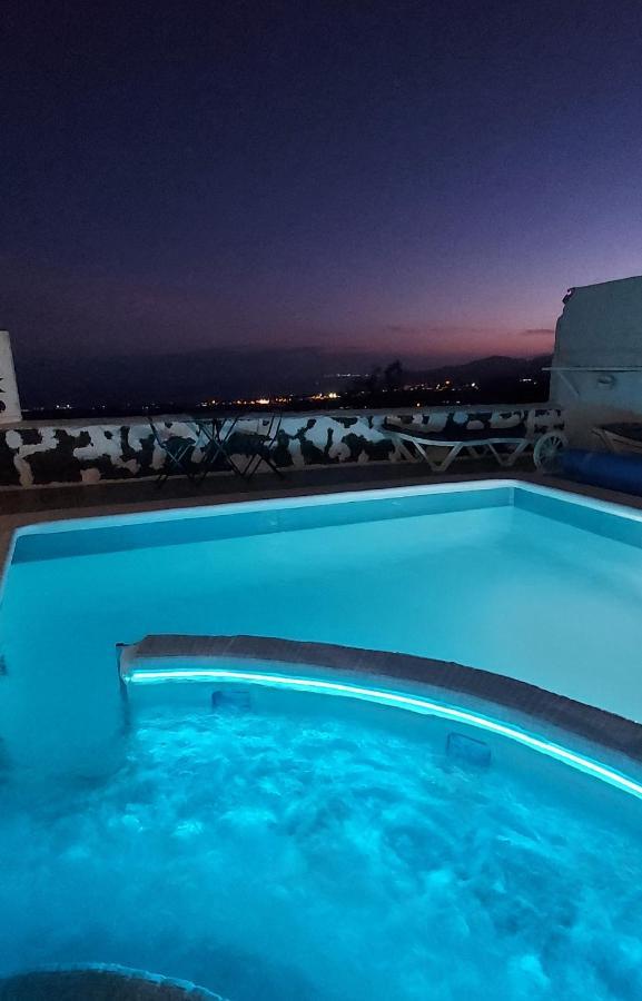 Aloelux Villa !! - Private Villa With Pool , Jacuzzi, Cinema, Massage ,Wonderful View, Art Desing Villa Tías Exterior foto